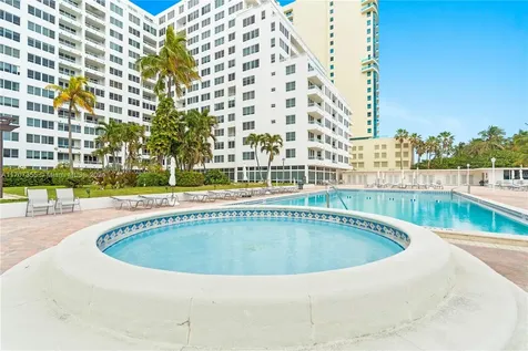 5005 Collins Avenue Miami Beach FL 33140