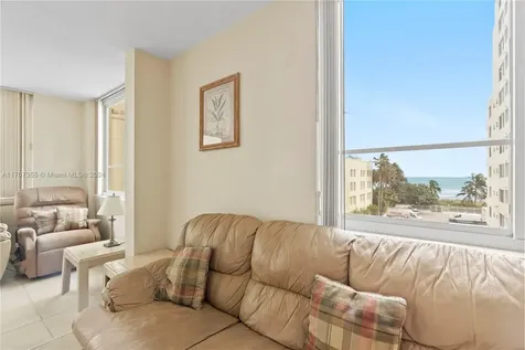 5005 Collins Avenue Miami Beach FL 33140