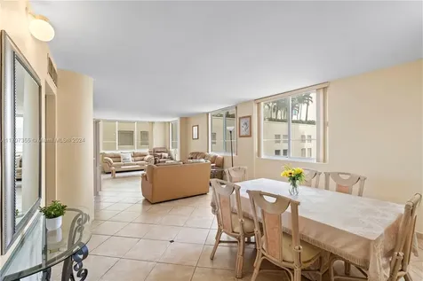 5005 Collins Avenue Miami Beach FL 33140