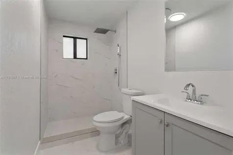 2331 NW 31st Street Miami FL 33142