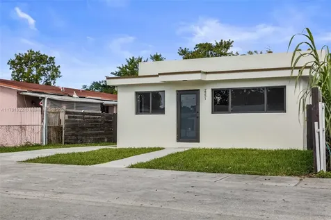2331 NW 31st Street Miami FL 33142