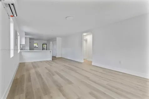 2331 NW 31st Street Miami FL 33142