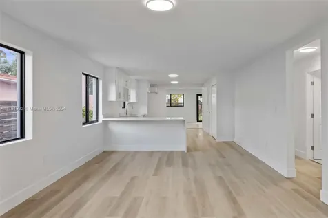 2331 NW 31st Street Miami FL 33142