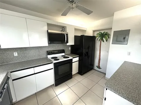 1825 S Ocean Drive Hallandale Beach FL 33009