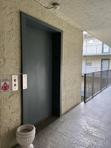 1830 SW 81st Avenue North Lauderdale FL 33068