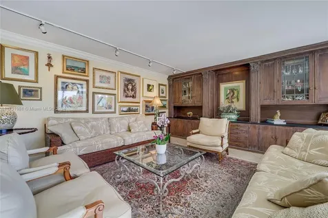 605 Ocean Drive Key Biscayne FL 33149