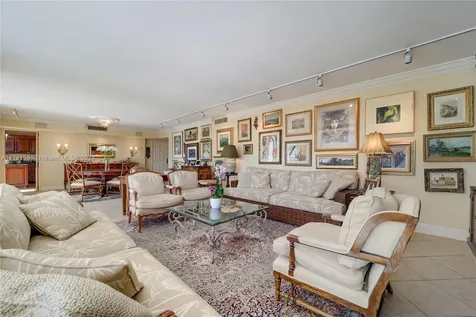 605 Ocean Drive Key Biscayne FL 33149