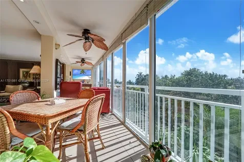 605 Ocean Drive Key Biscayne FL 33149