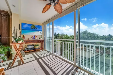605 Ocean Drive Key Biscayne FL 33149