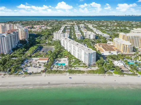 605 Ocean Drive Key Biscayne FL 33149
