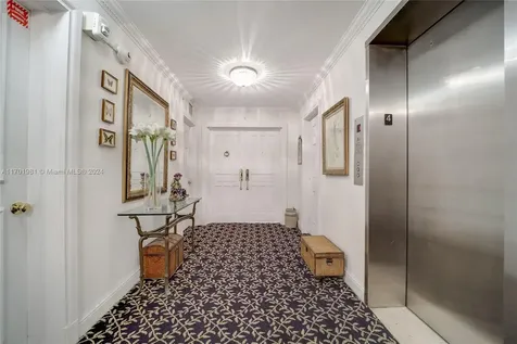 605 Ocean Drive Key Biscayne FL 33149