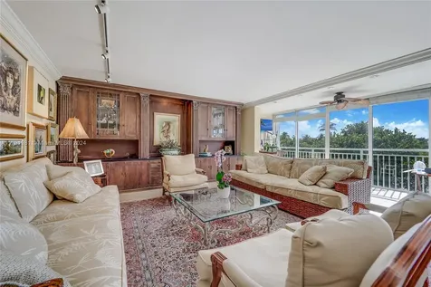 605 Ocean Drive Key Biscayne FL 33149