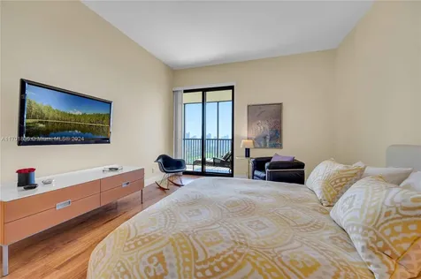 20379 W Country Club Drive Aventura FL 33180