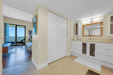 20379 W Country Club Drive Aventura FL 33180
