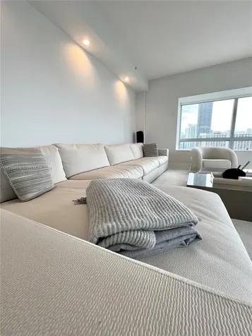 1435 Brickell Avenue Miami FL 33131