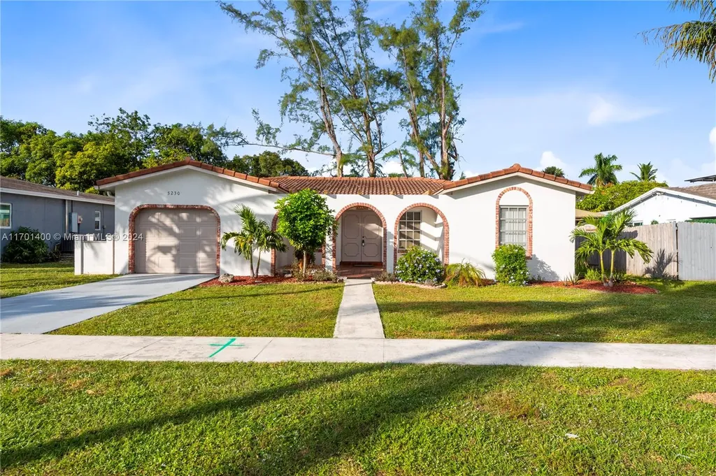 5230 SW 6th Place Margate FL 33068