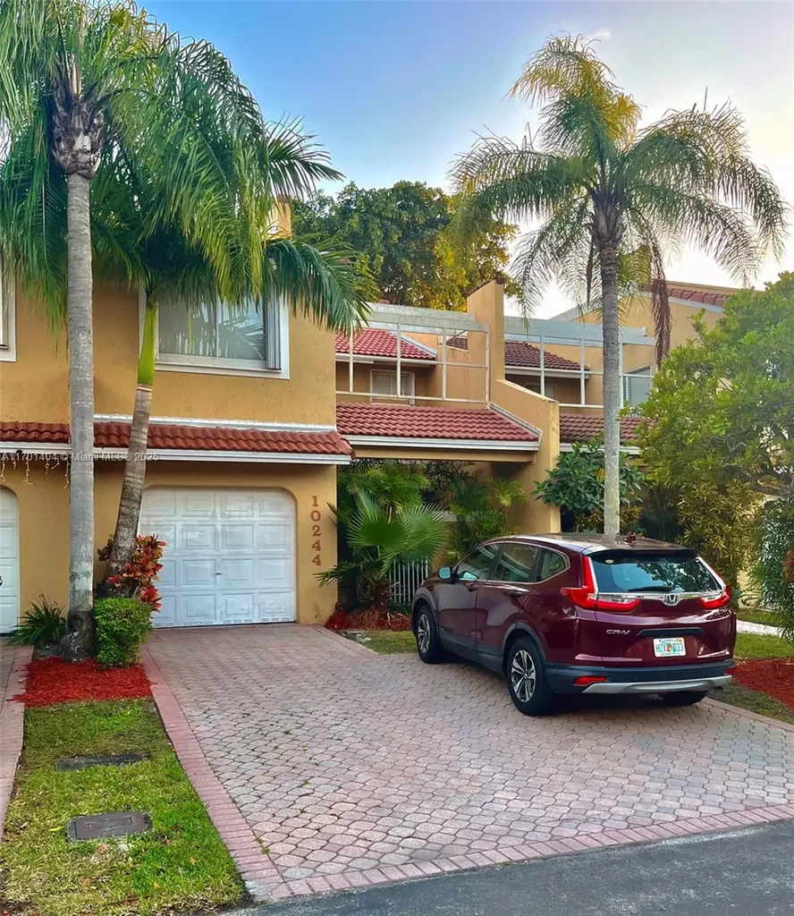 10244 NW 51st Terrace Doral FL 33178