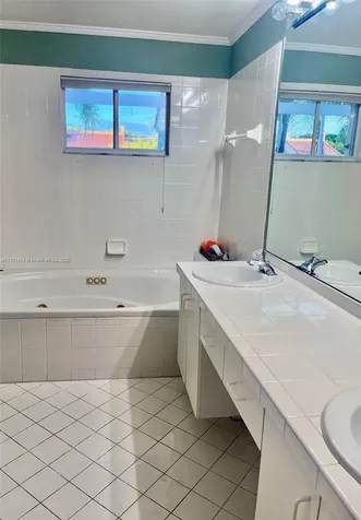 10244 NW 51st Terrace Doral FL 33178