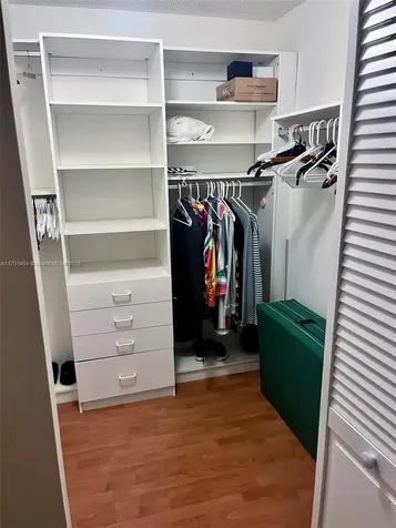 10244 NW 51st Terrace Doral FL 33178