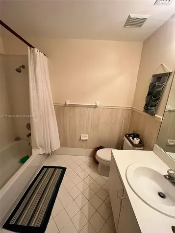 10244 NW 51st Terrace Doral FL 33178