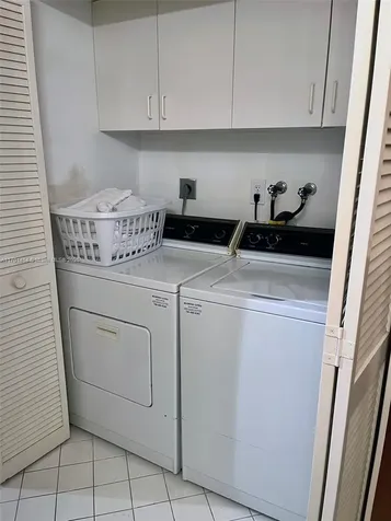 10244 NW 51st Terrace Doral FL 33178