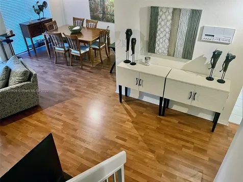 10244 NW 51st Terrace Doral FL 33178