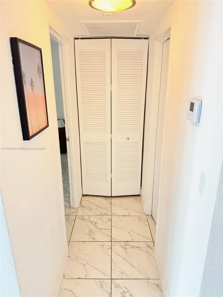3901 S Ocean Drive Hollywood FL 33019