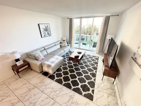3901 S Ocean Drive Hollywood FL 33019