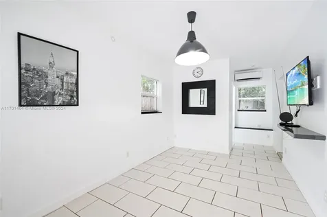 1545 Biarritz Drive Miami Beach FL 33141