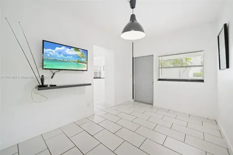 1545 Biarritz Drive Miami Beach FL 33141