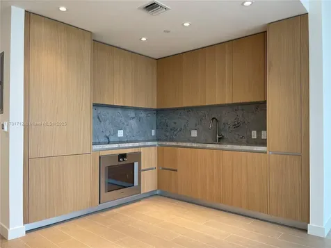 500 Alton Road Miami Beach FL 33139