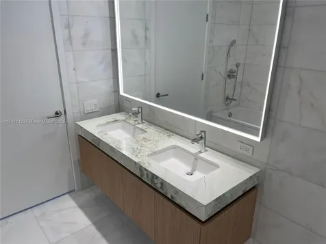 500 Alton Road Miami Beach FL 33139