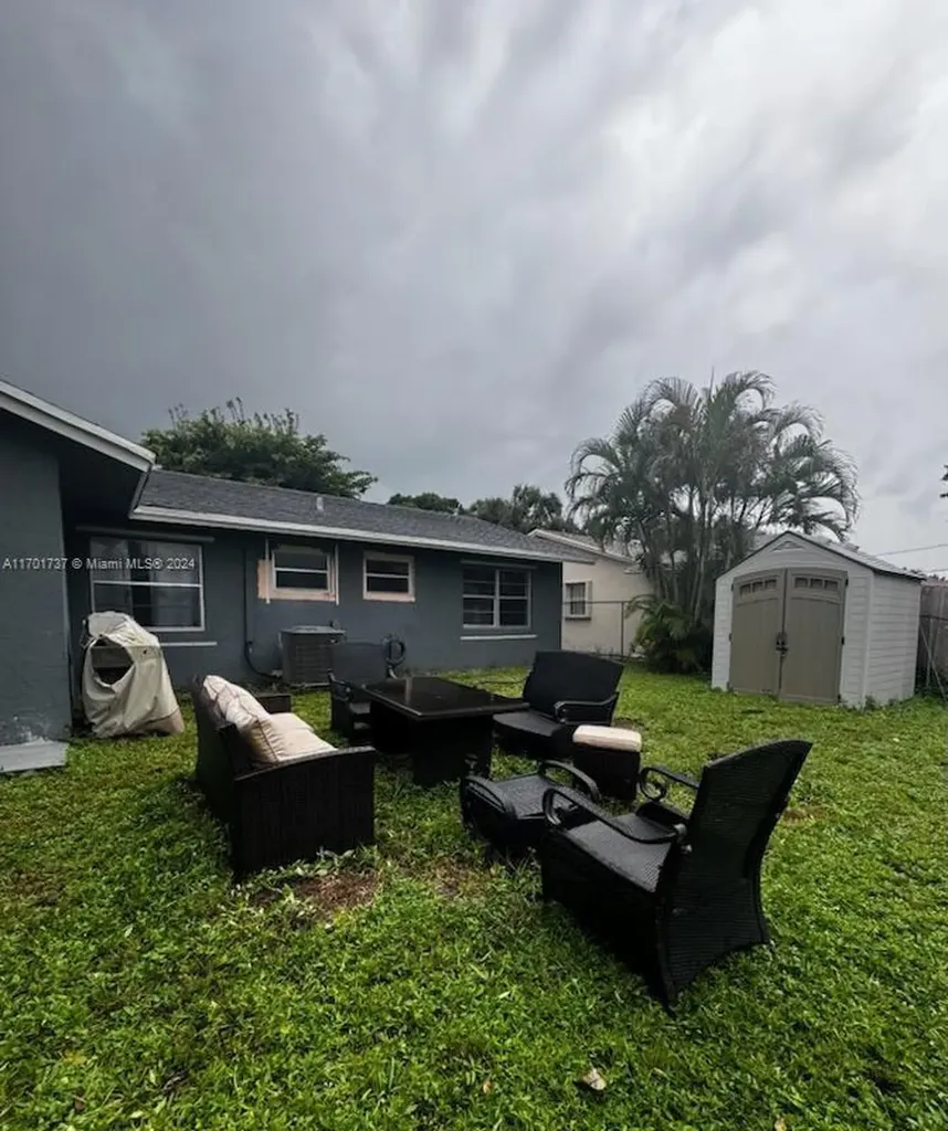 2849 NW 8th Court Fort Lauderdale FL 33311