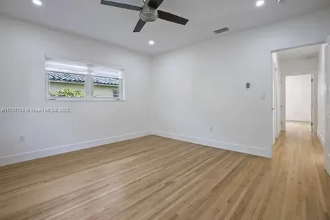 2830 De Soto Boulevard Coral Gables FL 33134