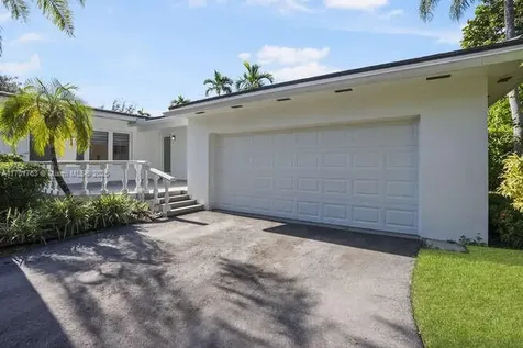 2830 De Soto Boulevard Coral Gables FL 33134