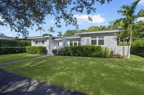 2830 De Soto Boulevard Coral Gables FL 33134
