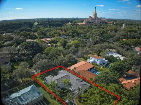 2830 De Soto Boulevard Coral Gables FL 33134