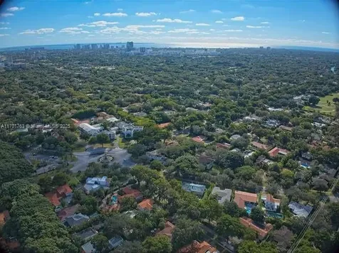 2830 De Soto Boulevard Coral Gables FL 33134