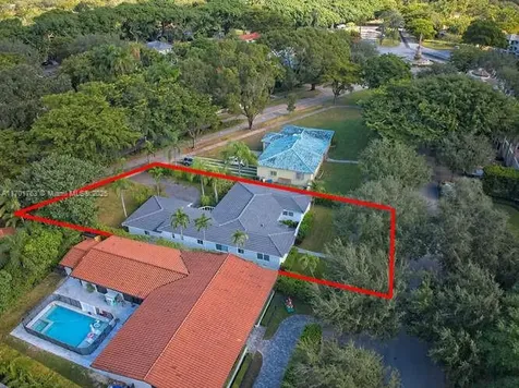 2830 De Soto Boulevard Coral Gables FL 33134