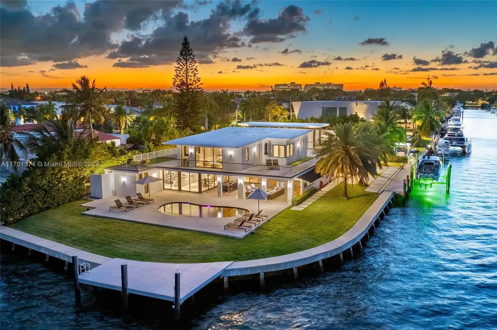 1995 NE 118th Road North Miami FL 33181