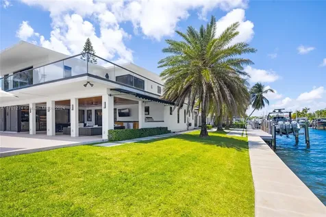 1995 NE 118th Road North Miami FL 33181