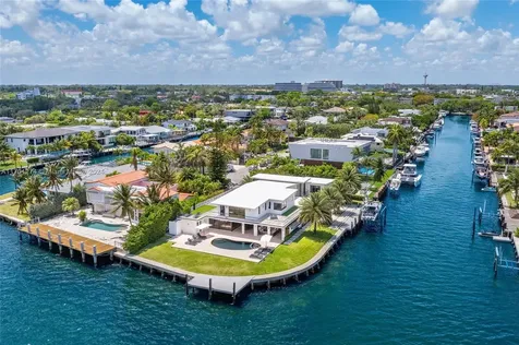 1995 NE 118th Road North Miami FL 33181