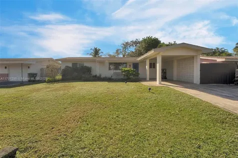 8260 NW 15th Street Pembroke Pines FL 33024