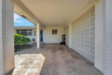 8260 NW 15th Street Pembroke Pines FL 33024