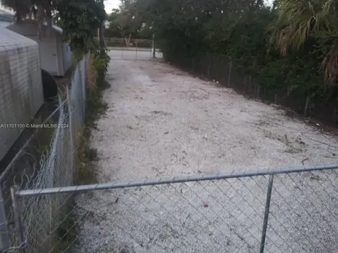 Pembroke Road West Park FL 33023