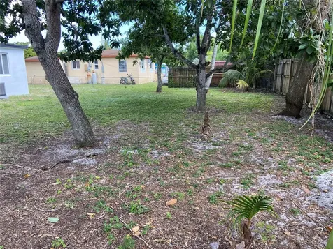 1710 NW 124th Terrace Miami FL 33167
