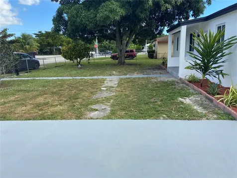 1710 NW 124th Terrace Miami FL 33167