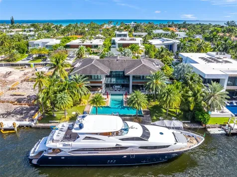 385 Centre Island Golden Beach FL 33160