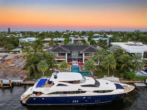 385 Centre Island Golden Beach FL 33160