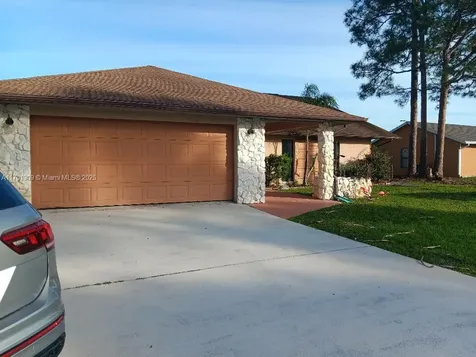 1315 SE Floresta Drive Port St. Lucie FL 34983